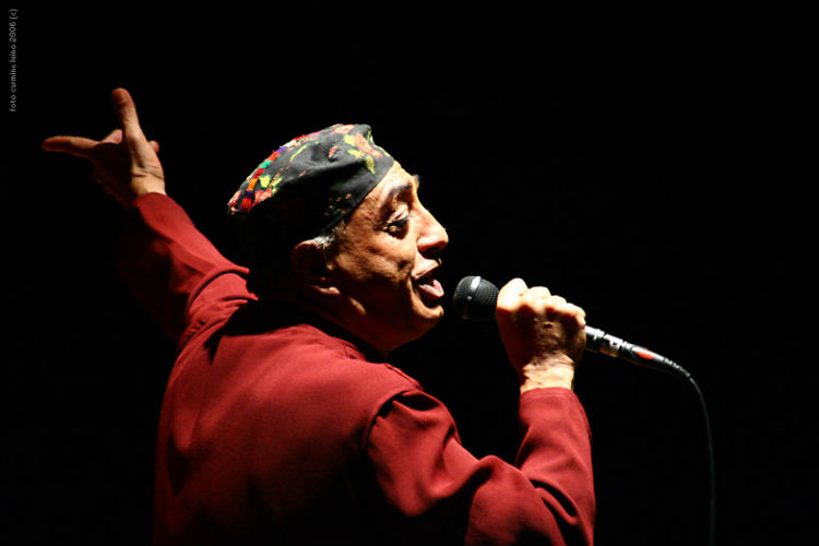 Cinquant’anni di musica e teatro, tra tradizione e innovazione, arriva a Enna Peppe Barra
