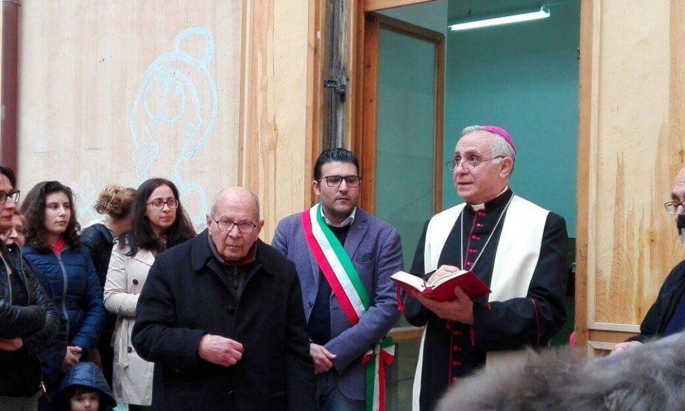 Regalbuto: Inaugurato laboratorio di tornitura