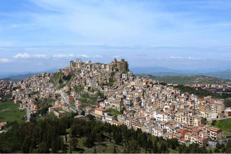In provincia di Enna e sui Nebrodi le riprese di “Sicilian Ghost Story”, nuovo film con comparse locali