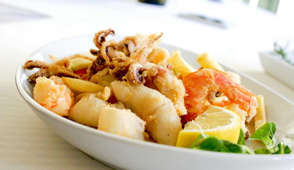 Frittura di pesce - foto pexel - lagazzettaennese.it