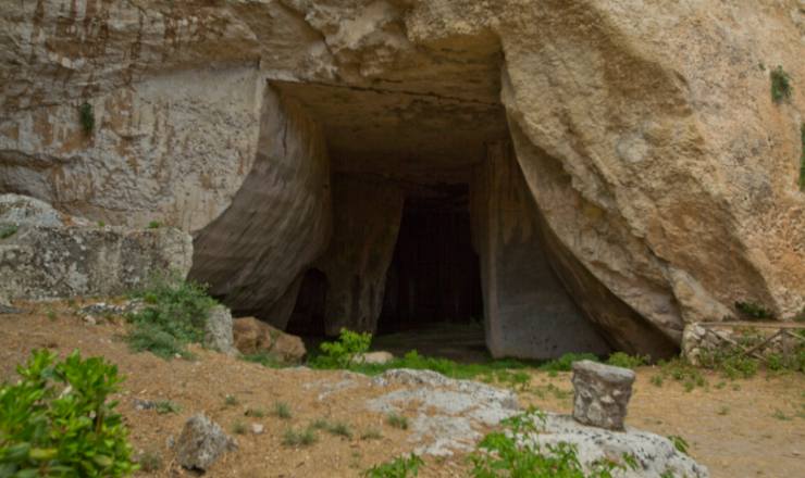 Grotta dei Cordari a Siracusa - foto wikimedia commons - lagazzettaennese.it