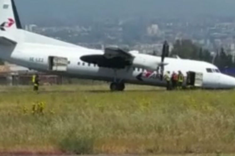 Panico all’Aeroporto di Catania, aereo atterra in emergenza senza carrello
