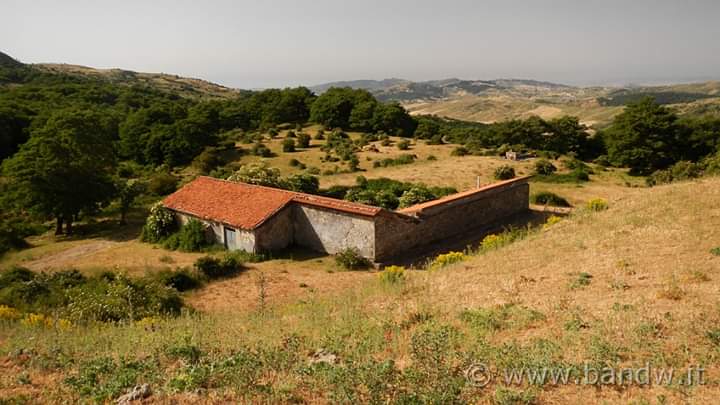 Troina: avviata la gara per i lavori di ristrutturazione della Caserma-rifugio di contrada Sambuchell