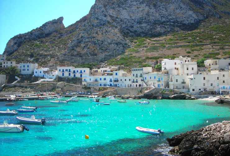 Isola di Favignana - foto wikimedia commons - lagazzettaennese.it