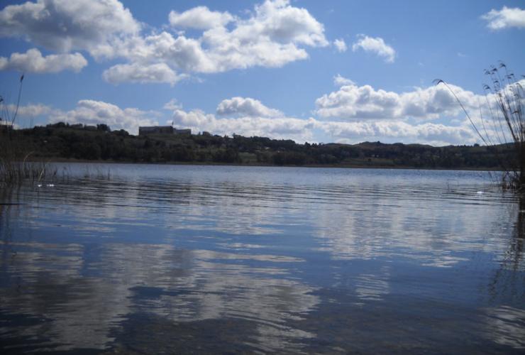 Lago di Pergusa, Enna - foto flickr - lagazzettaennese.it