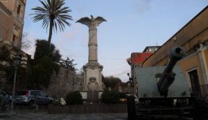 Monumento caduti Mascalucia - foto wikimedia commons - lagazzettaennese.it