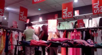 Saldi estivi 2025, questi sono i più FALSI in assoluto | Nessuno te lo aveva mai detto, evita che ti svuotino la carta di credito