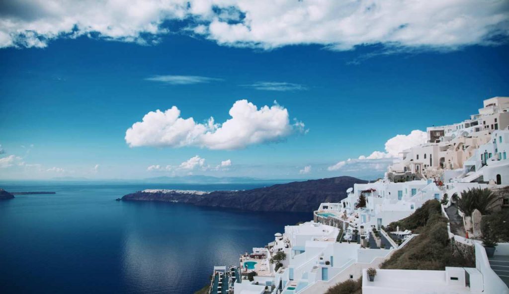 Santorini - foto pexels - lagazzettaennese.it