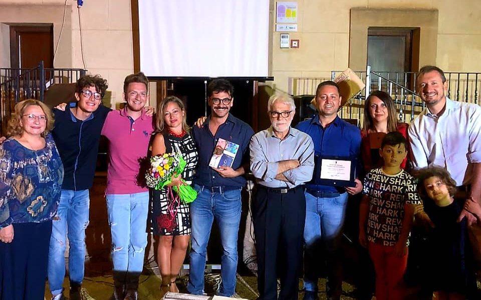 Leonforte: divertente intrattenimento con Sergio Salamone autore del libro “Martin Burger King”