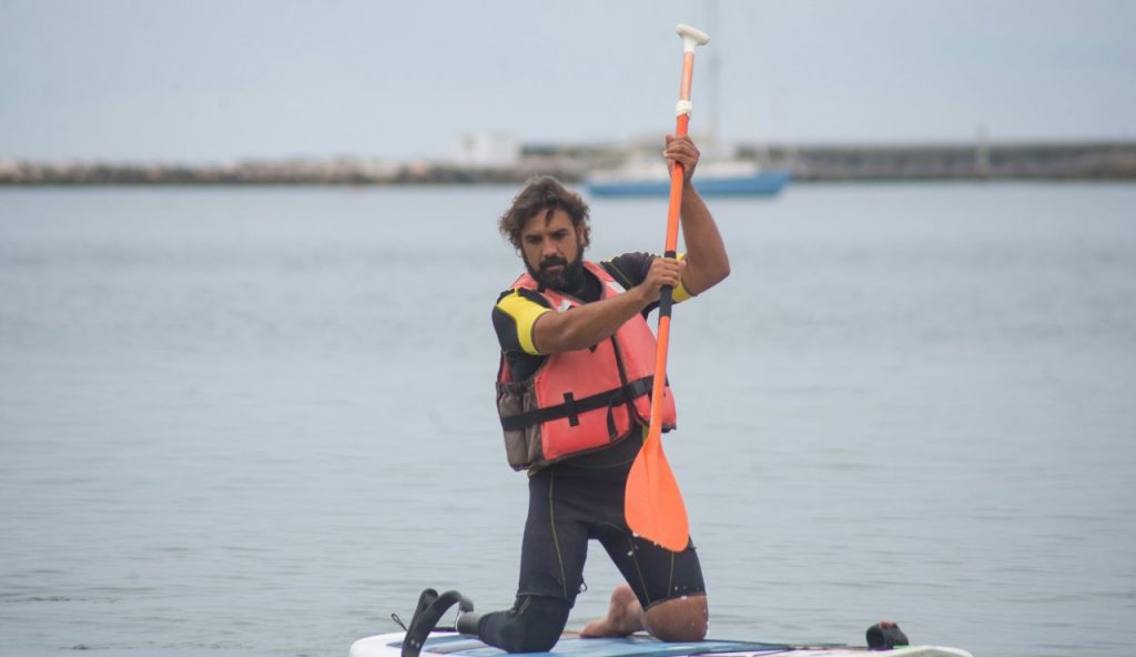 Uomo in mare - foto pexels - lagazzettaennese.it