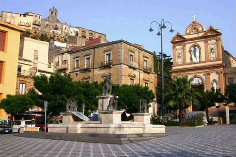Calascibetta: sabato 18 e domenica 19 marzo tavolata di S.Giuseppe