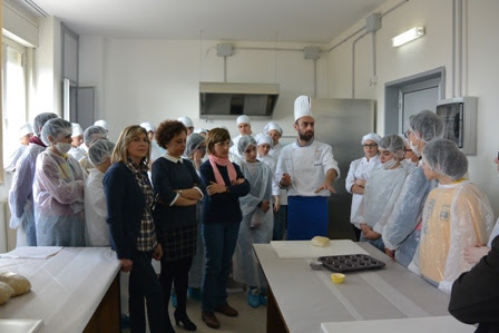 Enna: Giovani studenti hanno utilizzato la cucina didattica installata presso il SIAN dell’ASP di Enna