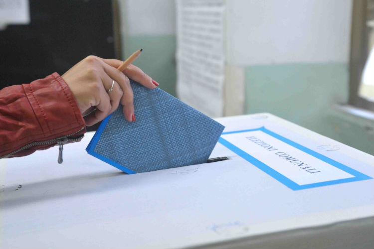 Elezioni Regionali, sondaggio istituto Piepoli: vola Musumeci, Micari al 8%
