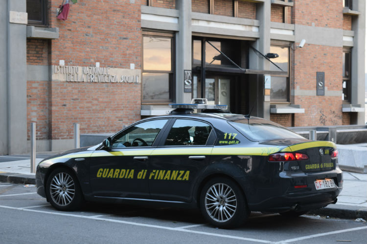 370 denunciati dalla Guardia di Finanza: percepivano l’assegno sociale pur risiedendo all’estero