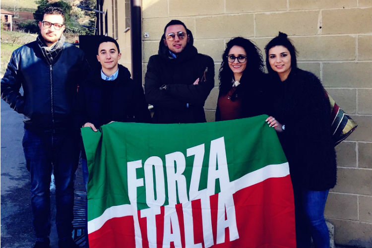 Raccolta alimentare effettuata dai ragazzi di Forza Italia giovani Nicosia