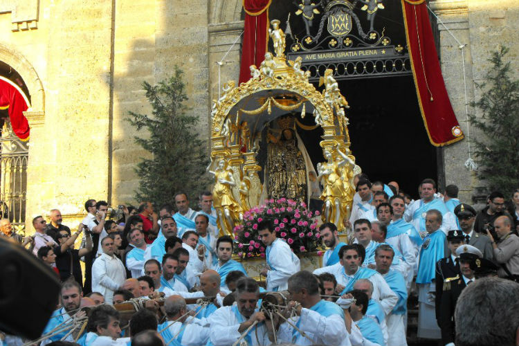La festa della Patrona di Enna lunedì a “La vita in diretta” alle ore 18 su RAI 1