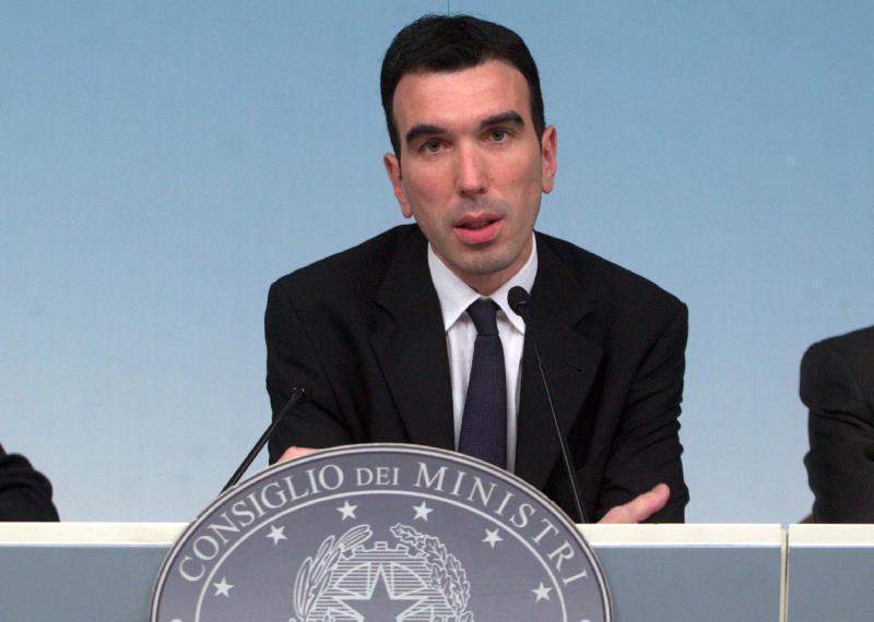 Pd: Martina, “Mi candido segretario”. Assemblea il 21 Aprile