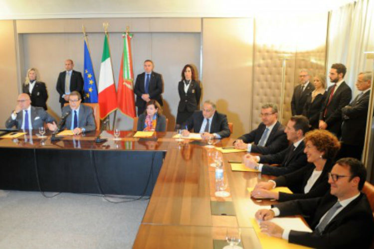 Ex Province, primo atto della giunta Musumeci: elezione diretta e scontro con Roma