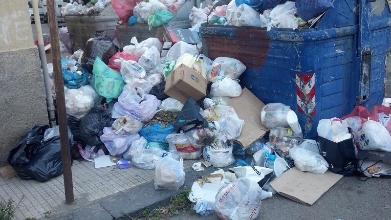 Rifiuti in Sicilia, bloccati Fondi Ue per emergenza