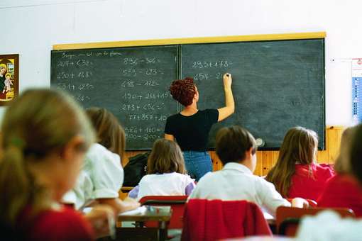 Scuola: Bonus docenti senza Card niente soldi