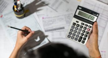 Addio bollette pazze, ti basta premere questo pulsante e dimezzi tutto del 50% | A casa di mio zio si sta come al Polo Nord