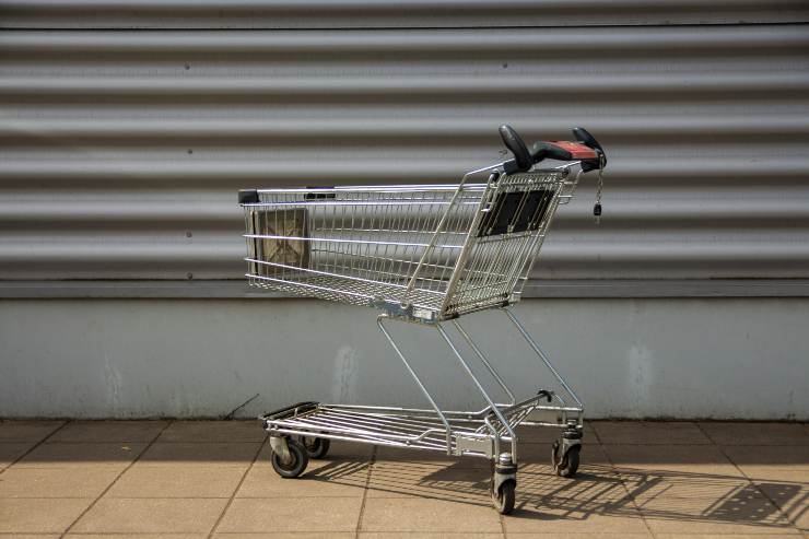 Carrello della spesa - foto pexels - lagazzettaennese.it