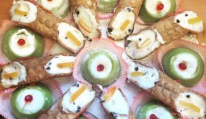 Cassate e cannoli - foto facebook @Autobar Marenco Carcare est - lagazzettaennese.it