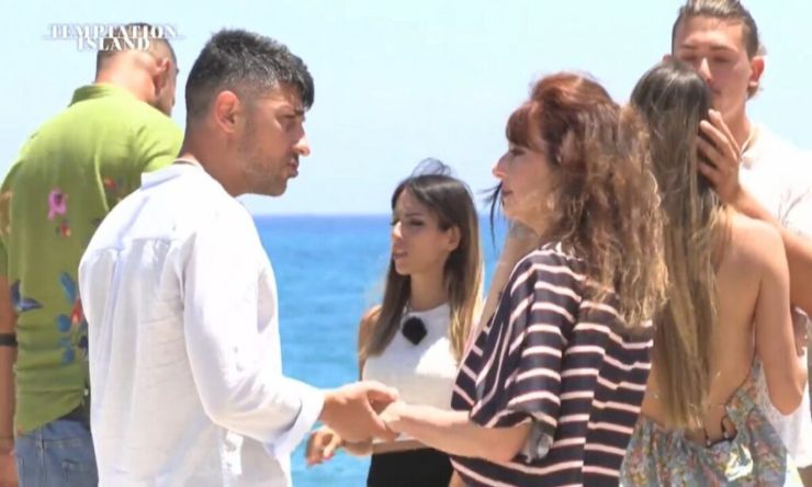Coppie Temptation Island - foto Mediaset Infinity - lagazzettaennese.it