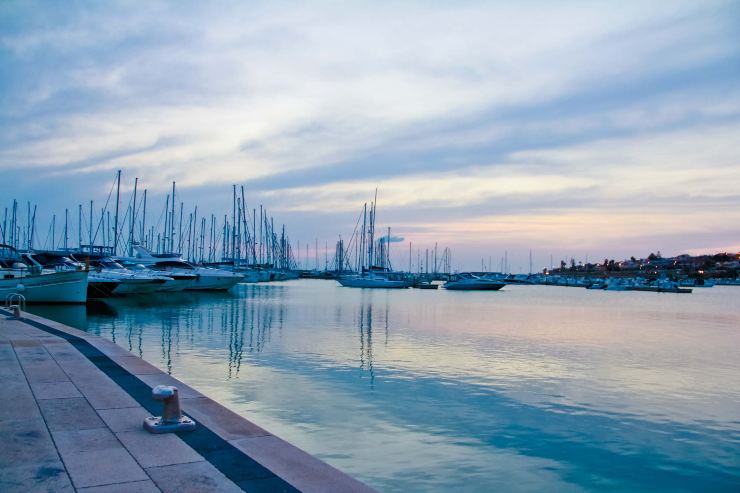 Il Porto di Marina di Ragusa - foto wikimedia commons - lagazzettaennese.it
