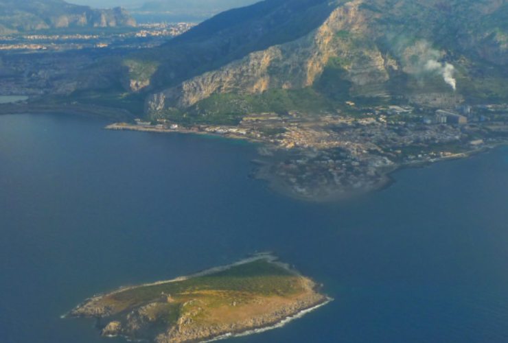 Isola delle Femmine - foto flickr - lagazzettaennese.it