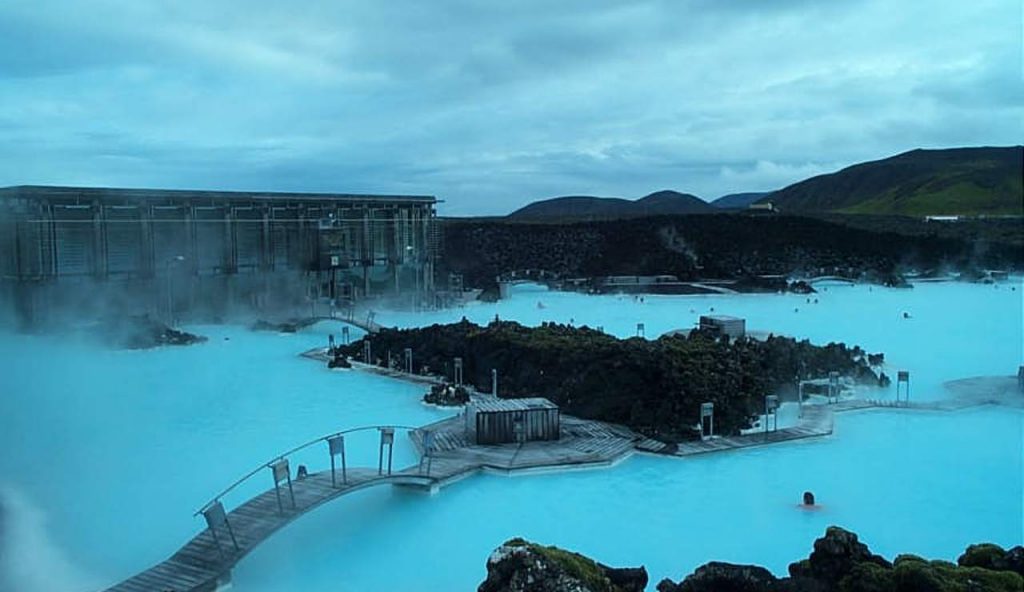 Laguna Blu - foto wikimedia commons - lagazzettaennese.it
