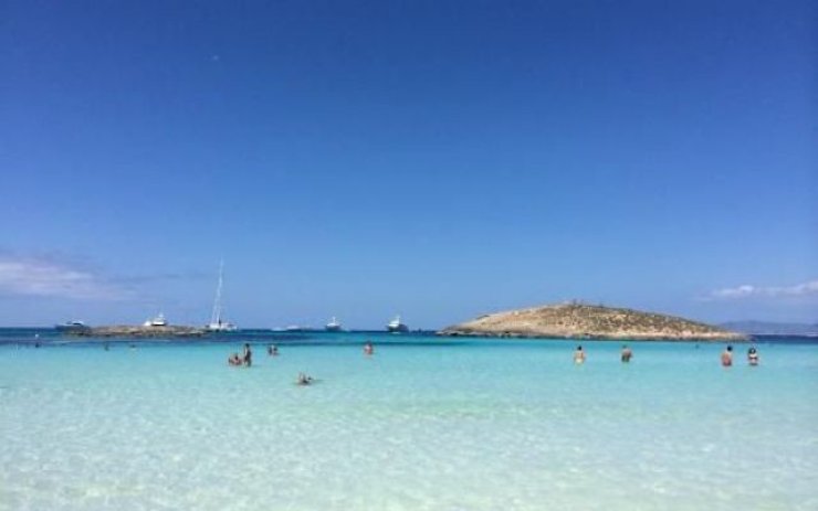 Mare cristallino - foto flickr - lagazzettaennese.it