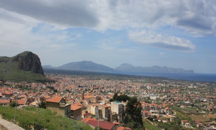 Partinico in Sicilia - foto wikimedia commons - lagazzettaennese.it