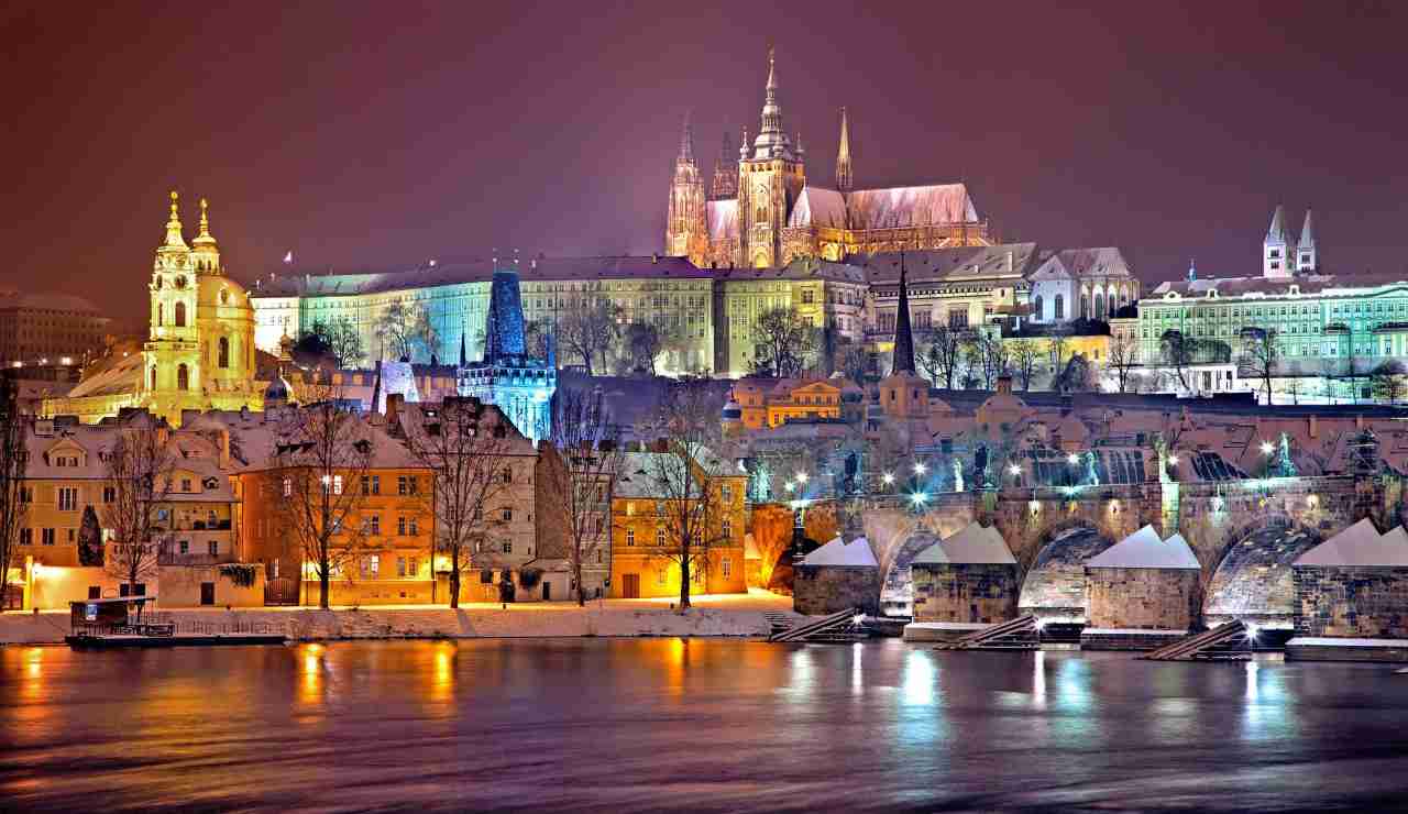 Praga - foto pexels - lagazzettaennese.it