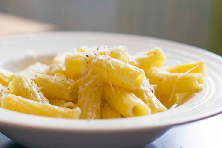 Rigatoni cacio e pepe - foto flickr - lagazzettaennese.it