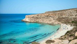 Spiaggia Sicilia - foto pexels - lagazzettaennese.it