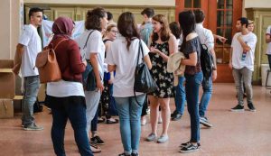 Studenti - foto flickr @MauriRphoto - lagazzettaennese.it