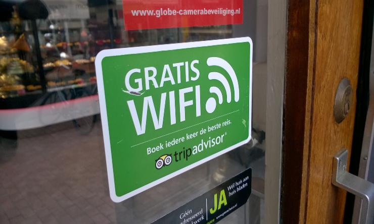 Gratis WiFi TripAdvisor - foto wikimedia commons - lagazzettaennese.it