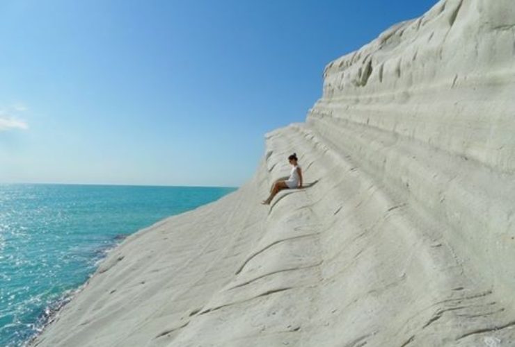 Scala dei Turchi Porto Empedocle - foto wikimedia commons - lagazzettaennese
