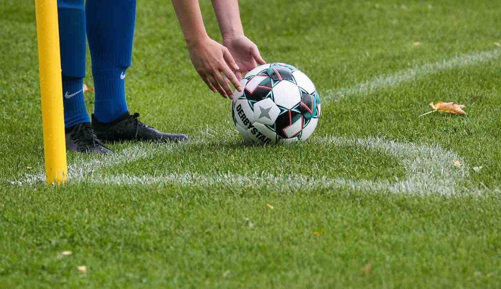 Calcio (Pixabay) - Lagazzettaennese.it